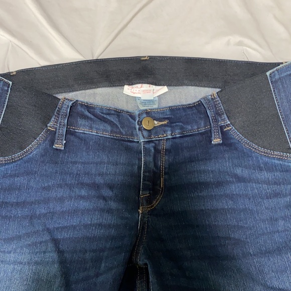 Maternity Jeans - Picture 3 of 4